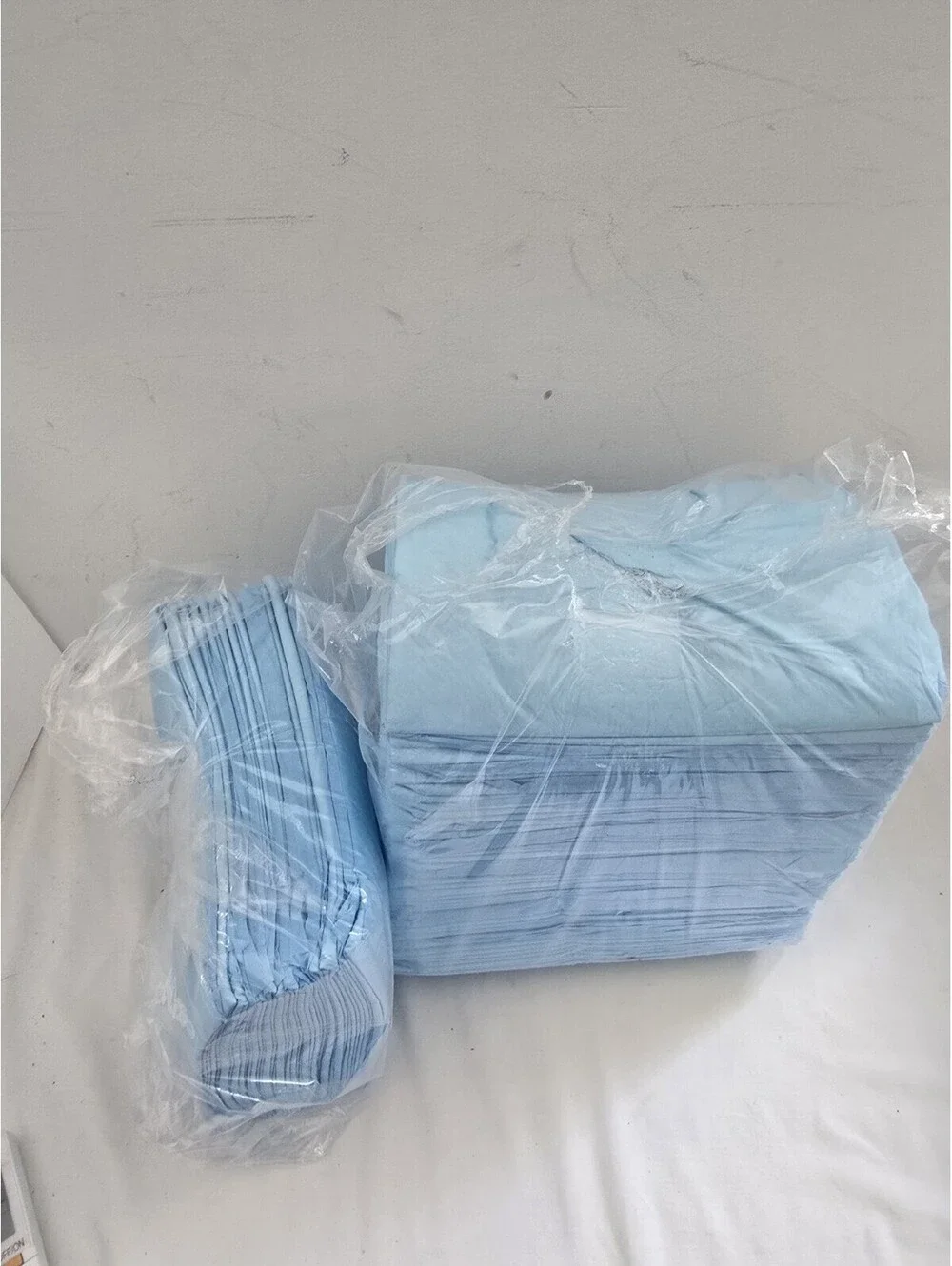 Wings Basic Underpads Disposable 23 x 36 In. Fluff Core Light Absorbency 57 Ct